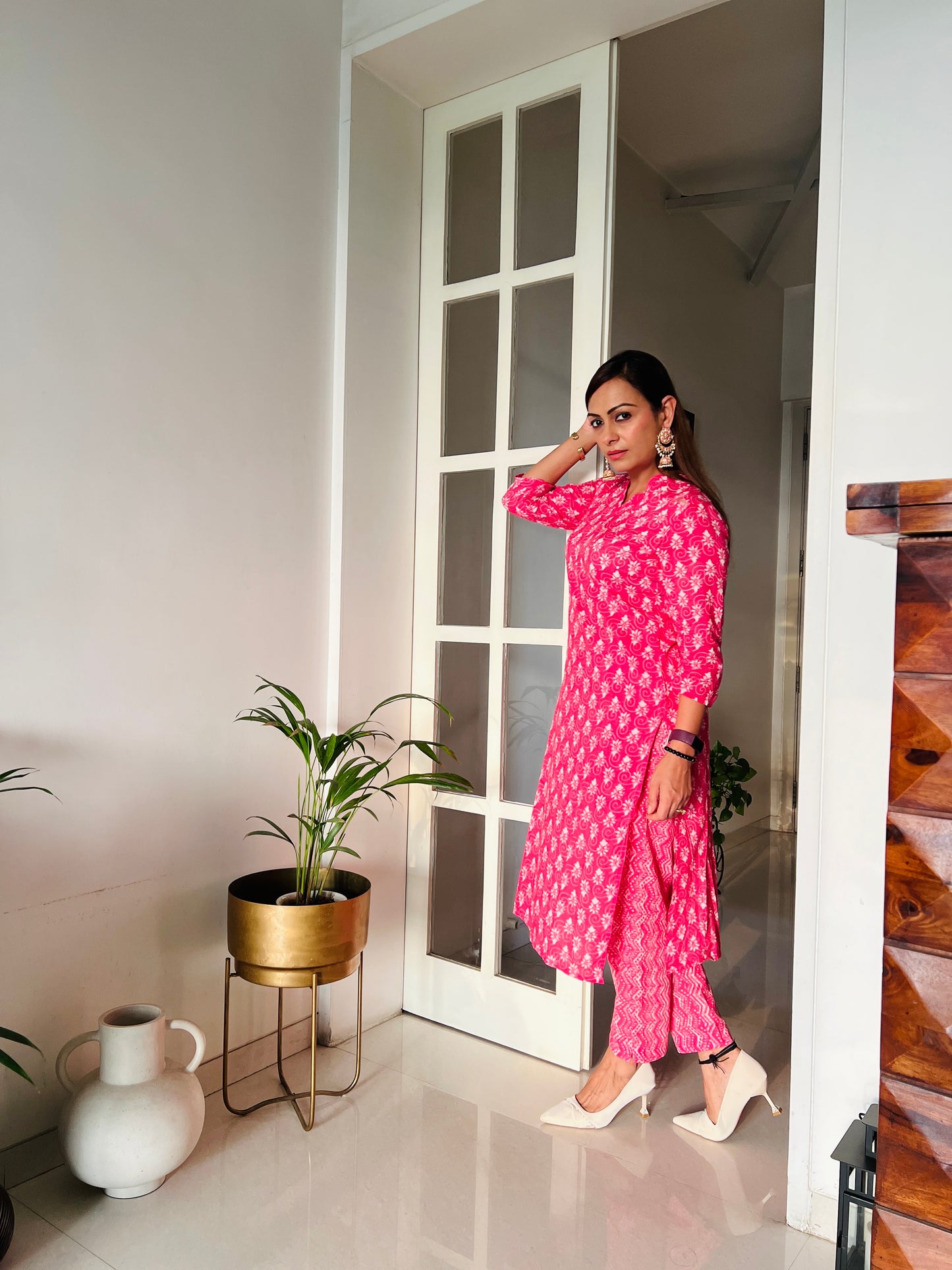 Pink Printed Kurti With Zig-Zag Cotton Pants