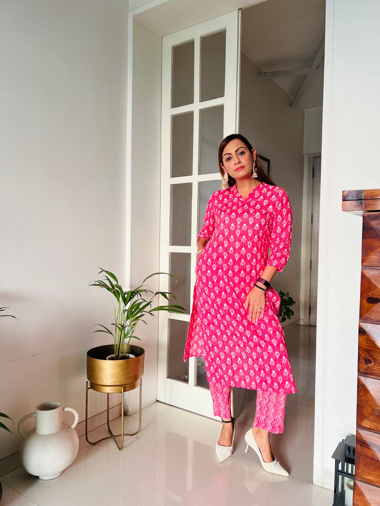 Pink Printed Kurti With Zig-Zag Cotton Pants