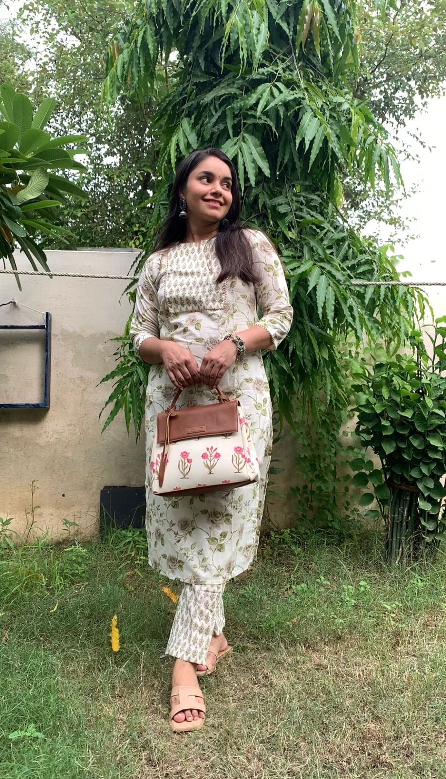 Stylish Floral Print Cotton Kurti Pant Set Online- Savistudio