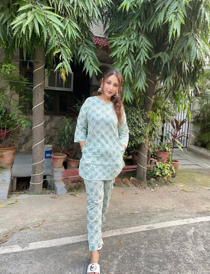 Printed Kurta Pant Co-ord Set- Savistudio