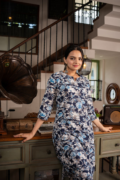 Shop Monotone blue floral Printed kurti Pant Set