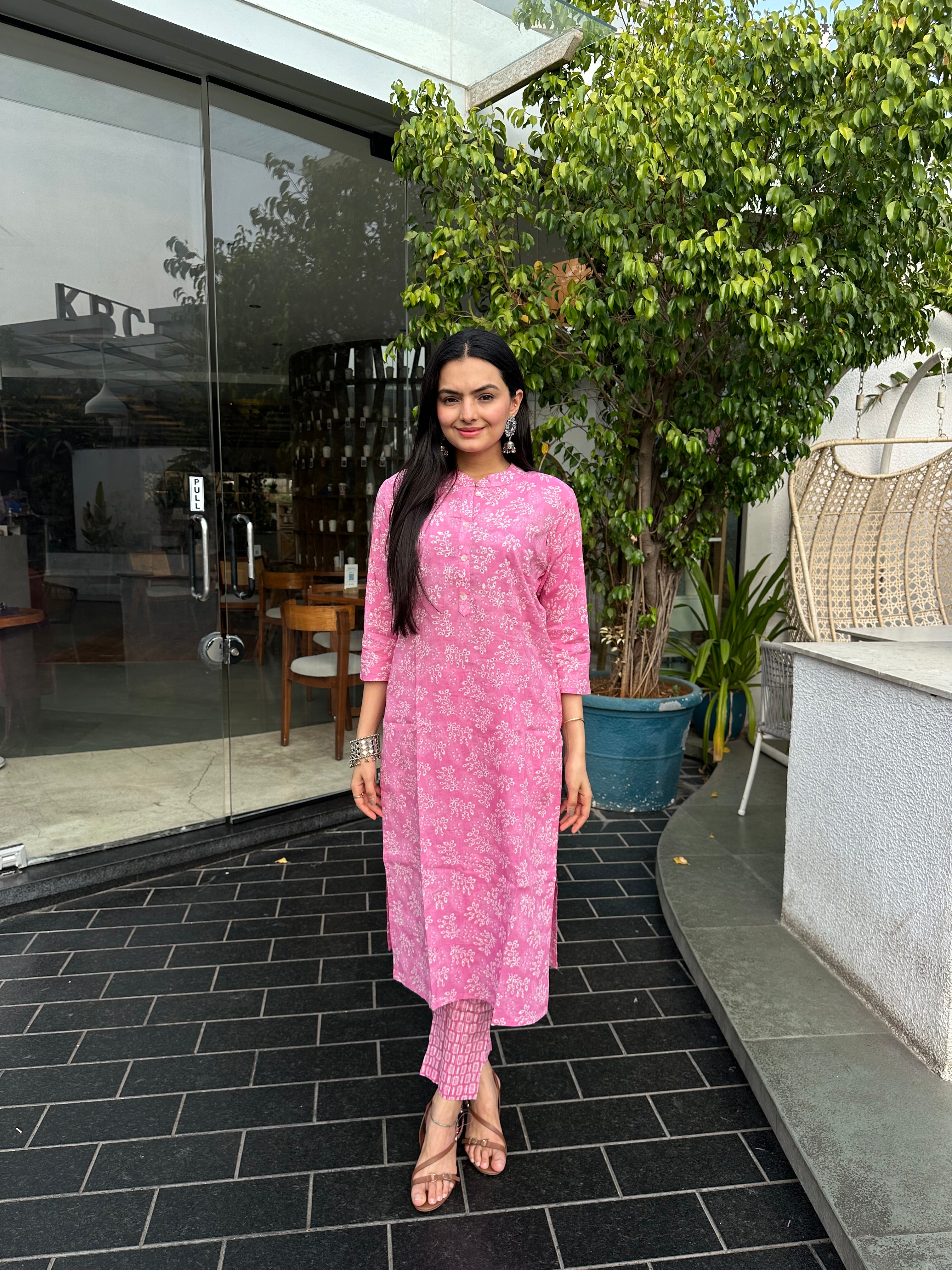 Flamingo Pink Nature Leaf Print Kurti Pant Set