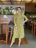 Abstract Green Pop Jaal Print A-Line Kurti Pant Set