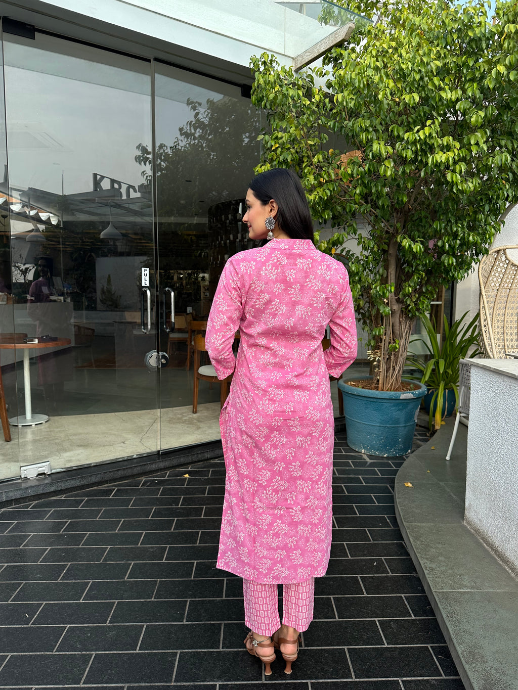 Flamingo Pink Nature Leaf Print Kurti Pant Set