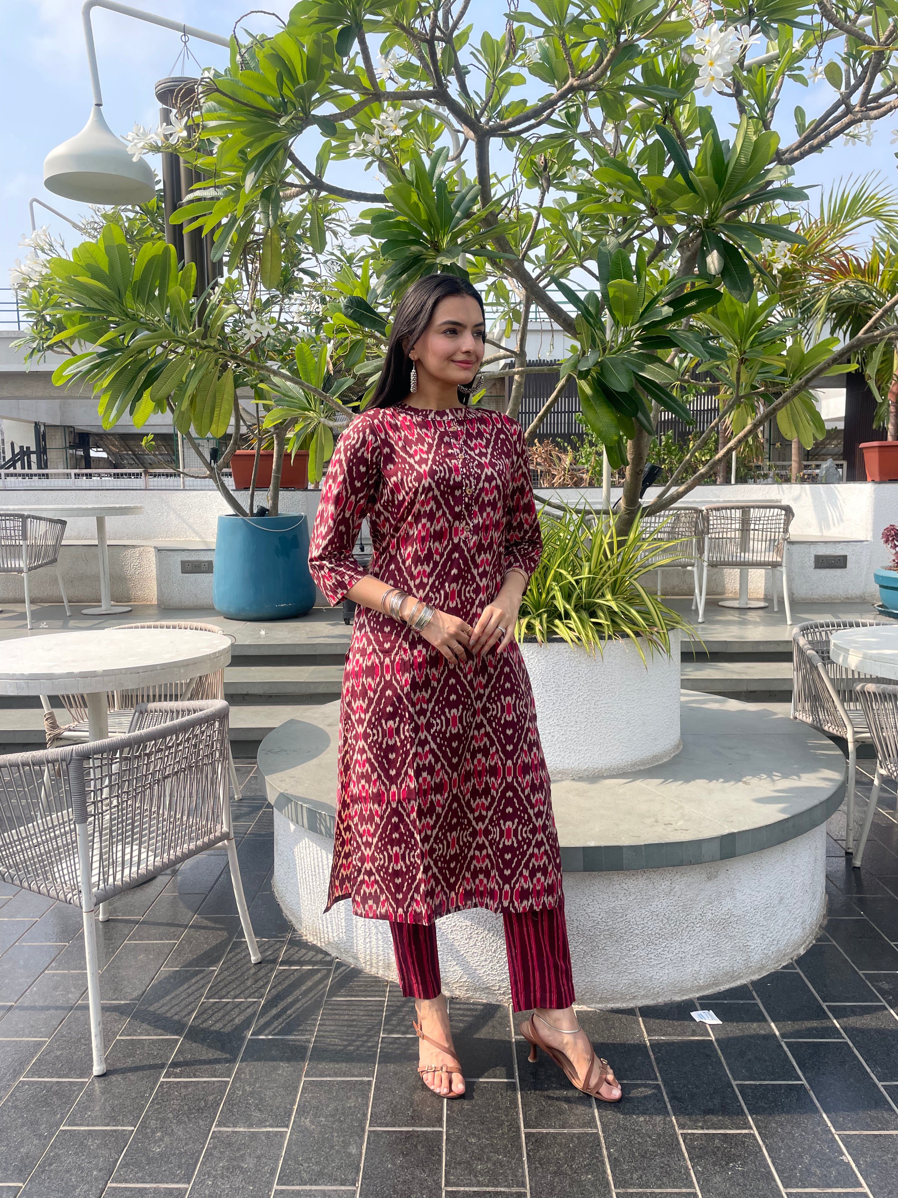 Elegant Maroon Ikat Print Kurti Pant Set