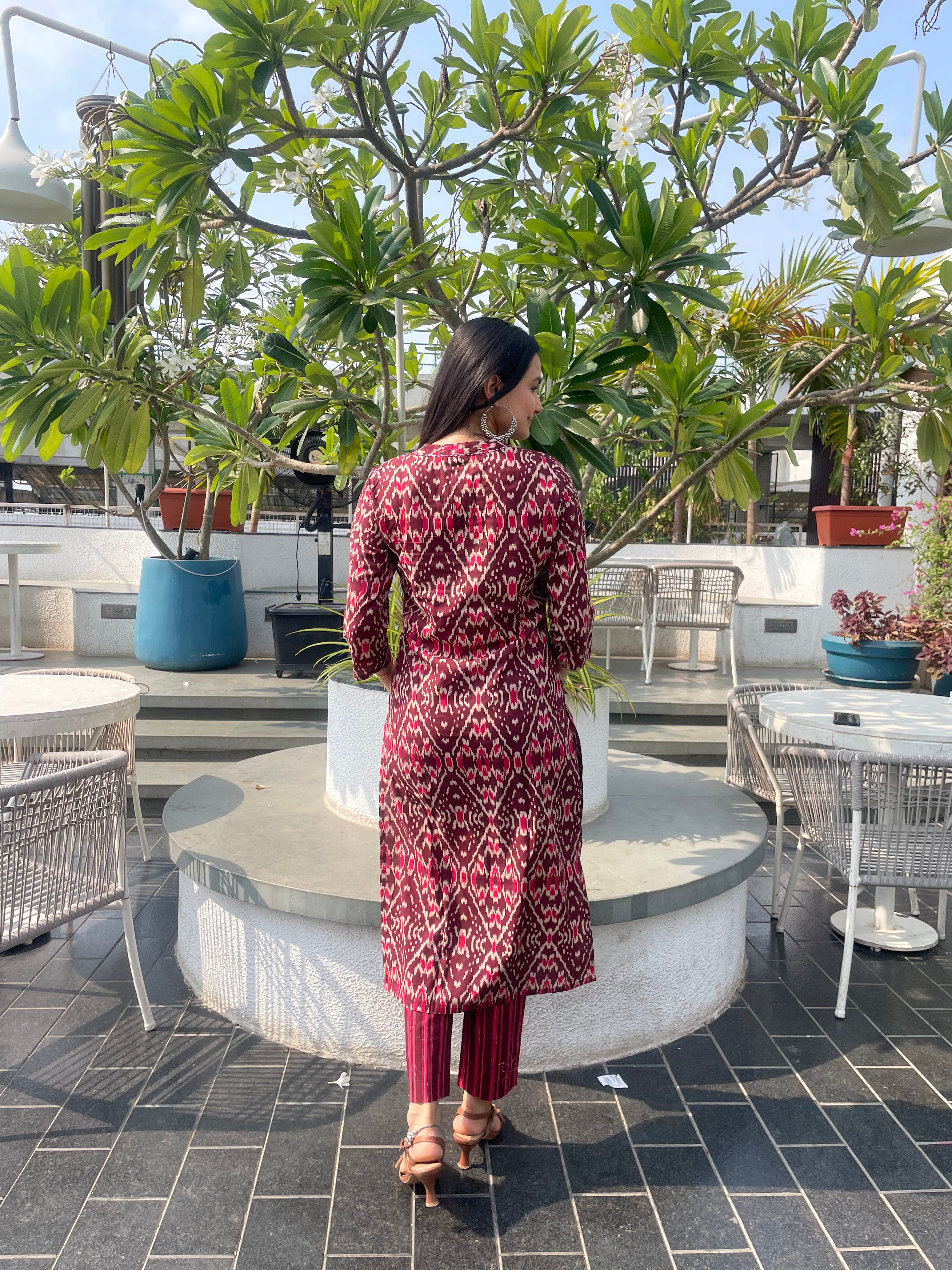 Elegant Maroon Ikat Print Kurti Pant Set